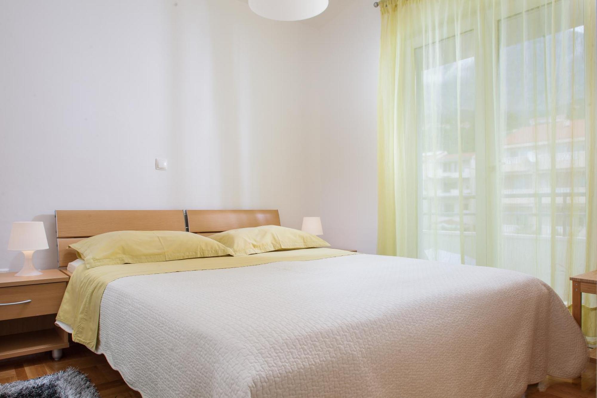 Apartments Ivandic Tucepi Ngoại thất bức ảnh