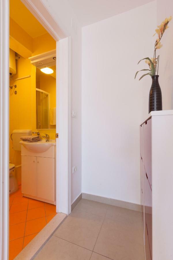 Apartments Ivandic Tucepi Ngoại thất bức ảnh
