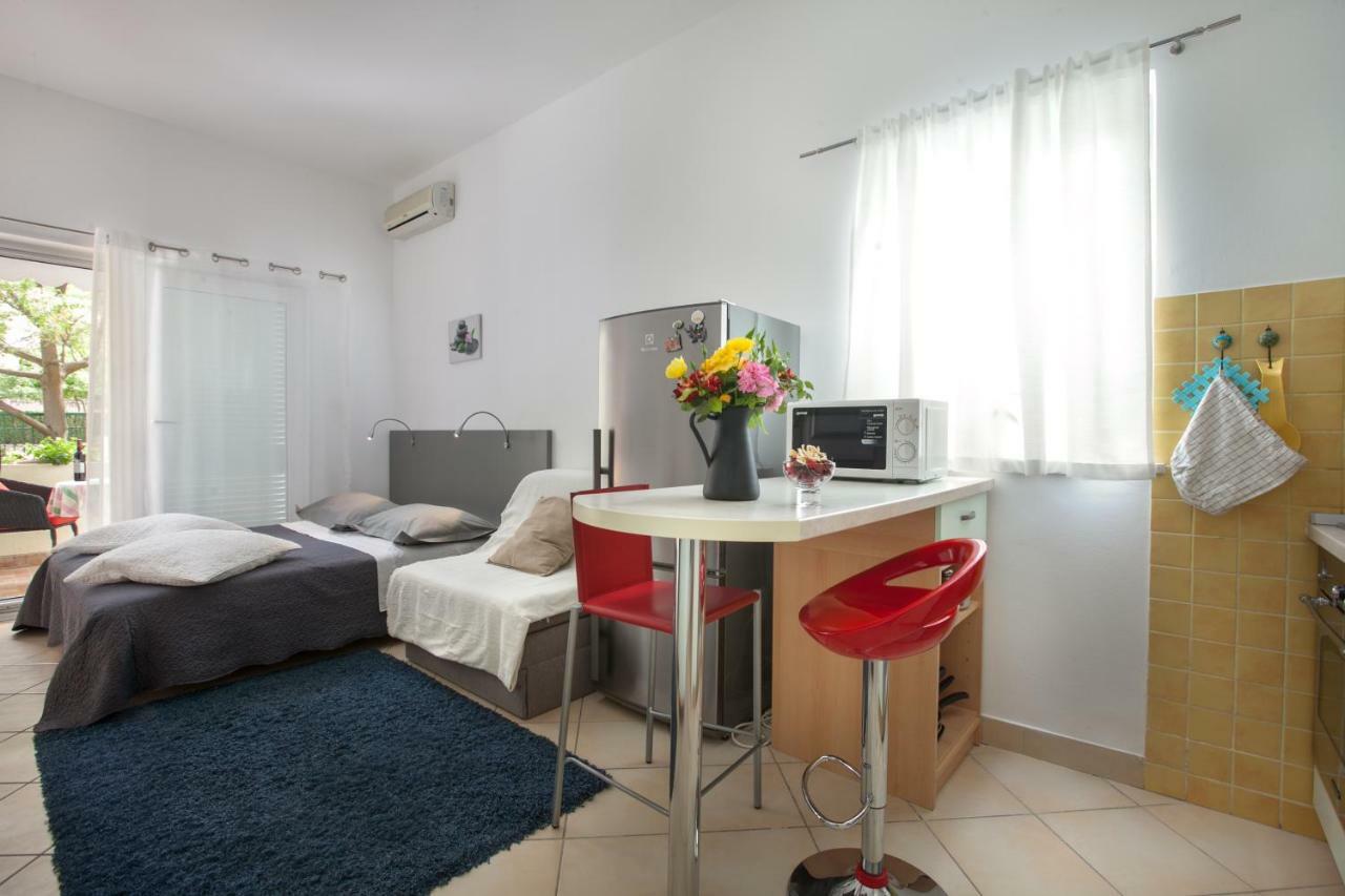 Apartments Ivandic Tucepi Ngoại thất bức ảnh